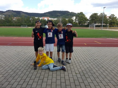 COOLE Shirts und Trinkflaschen vom Sponsor Kaufland