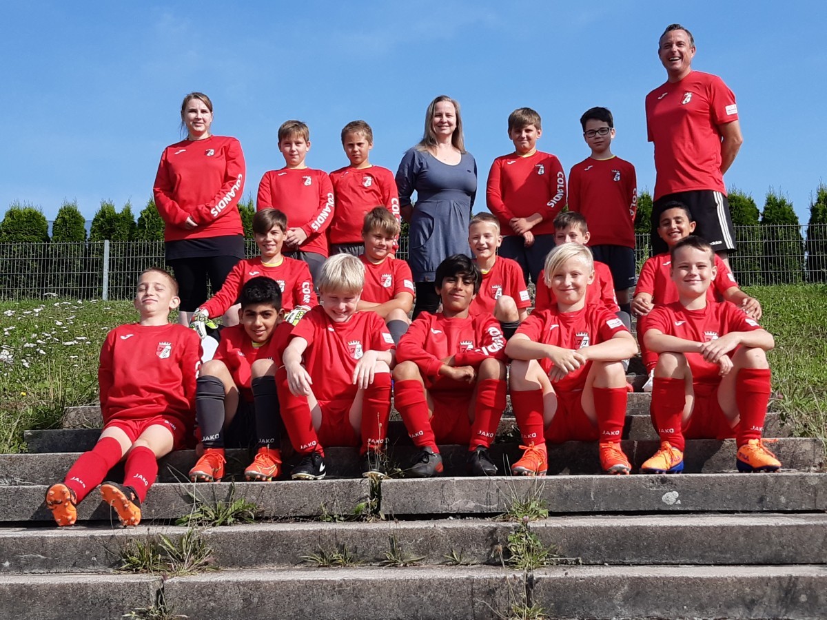 COLANDIS sponsert Trainings- und Freizeitausstattung