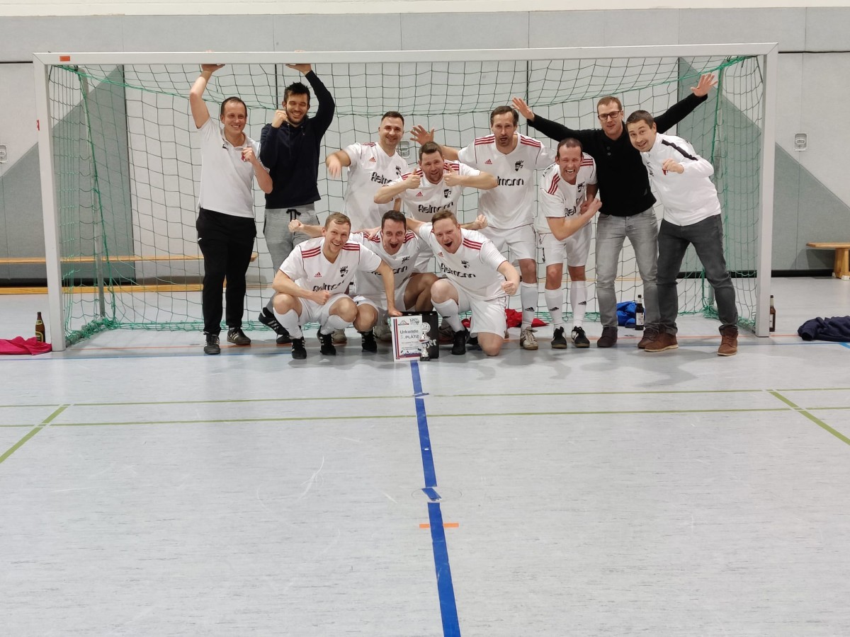 Ü 30 mit Podestplatz beim Turnier des TSV Rüdersdorf